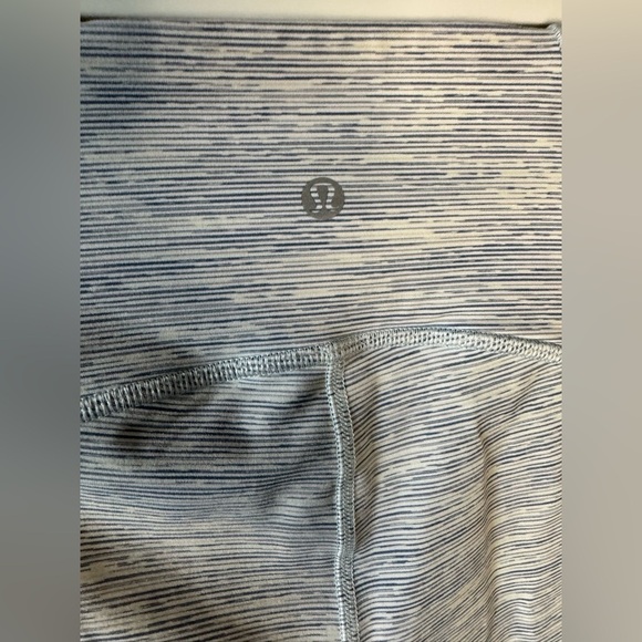 Lululemon Train Times Pant 25” - Picture 6 of 7